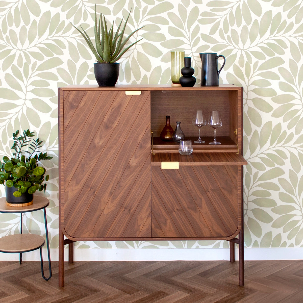 Vaisselier Marius, Noyer naturel