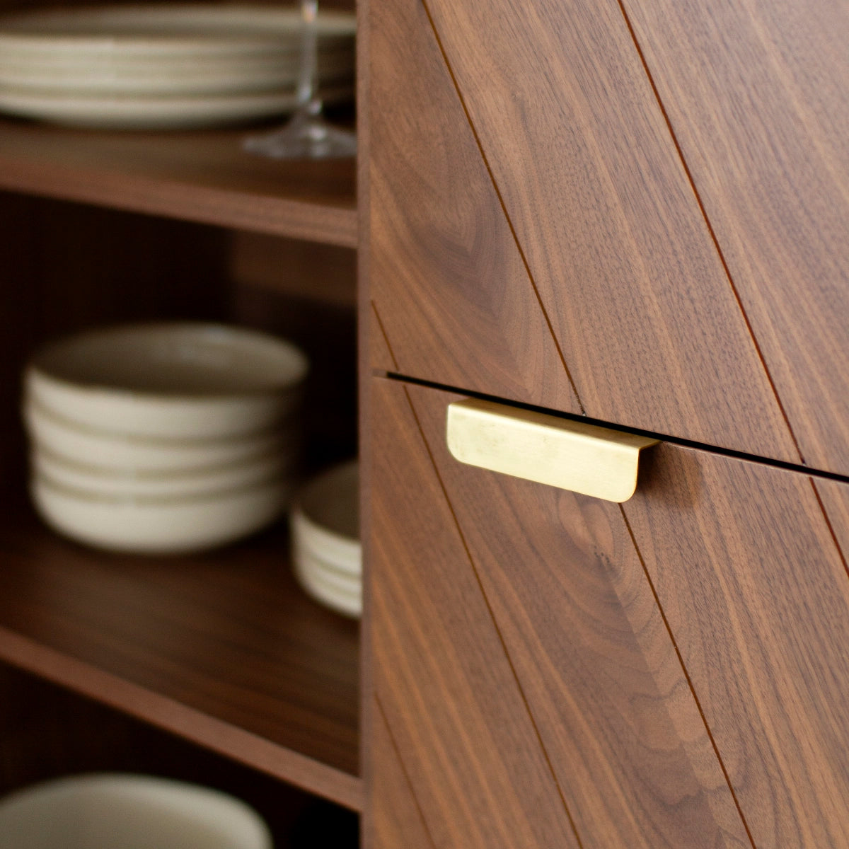 Vaisselier Marius, Noyer naturel